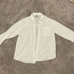 h&m white button up
